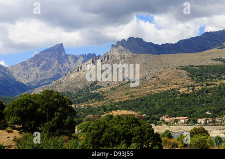 Paesaggio di Lac de Calacuccia, Corsica, Francia Foto Stock