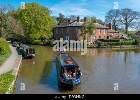 Shropshire Union Canal a Ellesmere Wharf . Ellesmere Shropshire England Regno Unito. Foto Stock