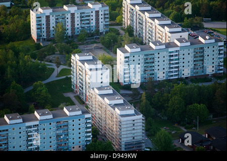 Alto edificio di blocchi, Botkyrka, Stoccolma, Svezia. Foto Stock