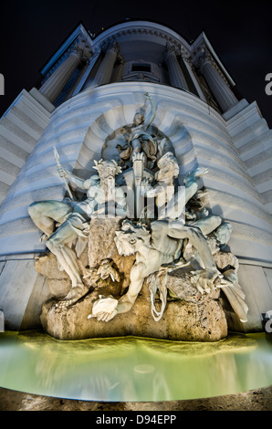 Una vista della scultura della composizione sulle strade di viena Foto Stock