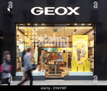 Geox su King's Road, a Chelsea, Londra. Foto Stock