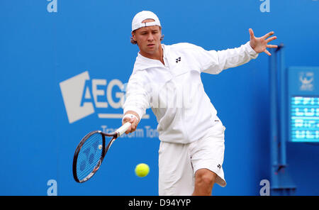 Londra, Inghilterra. 11 Giugno, 2013. Ricardas Berankis (LTU) durante il Aegon Championships dal Queens club. Foto Stock