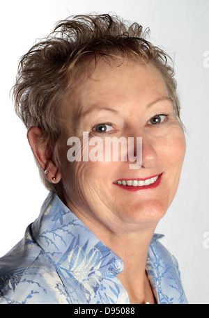 Una splendida bionda nonna sessanta anni di studio Foto Stock