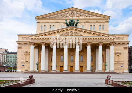 Vista frontale del Teatro Bolshoi edificio a Mosca, Russia Foto Stock