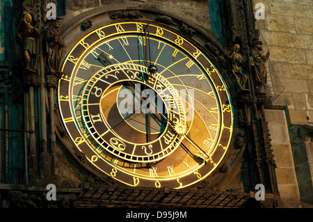 L'Orologio Astronomico di Praga, Orloj, nella Città Vecchia di Praga Foto Stock