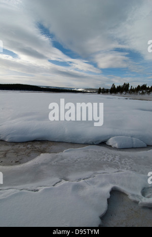 Fontana Paint Pots Area, inverno, Yellowstone NP, WY Foto Stock