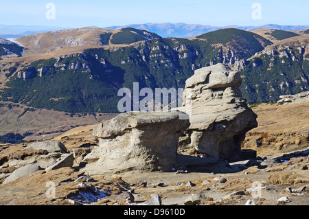 Babele rocce sulle montagne di Bucegi in Romania Foto Stock