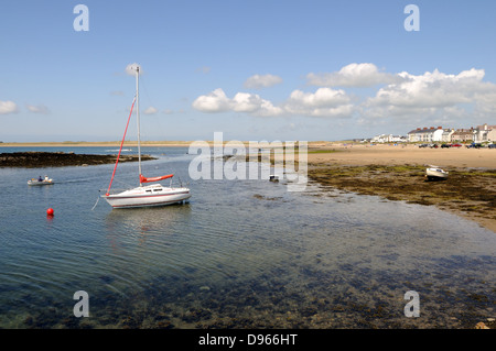 La spiaggia di Rhosneigr Anglesey nel Galles Cymru REGNO UNITO GB Foto Stock