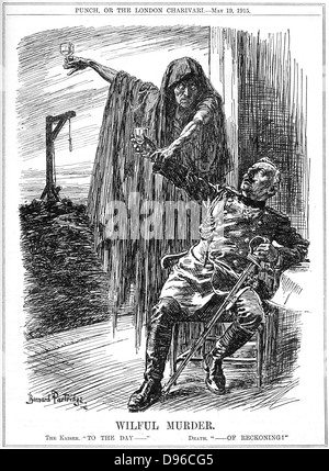 Punch cartoon sul naufragio del Lusitania, 1915. Un sommergibile tedesco silurato il Lusitania al largo delle coste irlandesi il 7 maggio 1915. Sebbene disarmati, che portava munizioni. Svolte 1.198 persone hanno perso la loro vita, dei quali 128 sono stati i cittadini statunitensi. Questa illustrazione satirico, intitolato "reato di omicidio volontario', mostra la profondità del anti-tedesco sensazione due settimane dopo la tragedia. Il Kaiser tedesco propone un brindisi " Al giorno...', '...of Reckoning!', termina la morte, puntando al patibolo. Da 'Foratura', 19 maggio 1915. Foto Stock