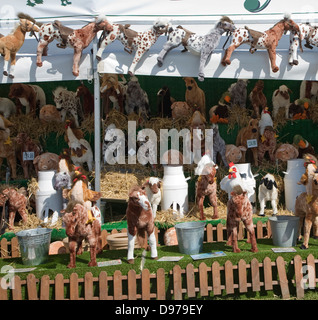 Novità da cortile animale display giocattoli a metà e West Suffolk visualizza, Stonham fienili, Suffolk, Inghilterra Foto Stock