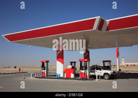 Al Maha e stazione di riempimento (olio minerale azienda in Oman) Foto Stock