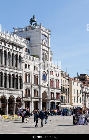 Torre dell'Orologio, orologio astronomico, Piazza San Marco, Venezia, Italia Foto Stock