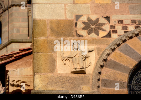 Segno zodiacale, la chiesa romana di Saint-Austremoine d'Issoire, Issoire, Auvergne Francia, Europa Foto Stock