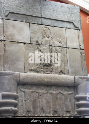 Cast di Porta Palazzo. Persepolis, Iran circa 40-450 BC. Persepolis è un importante città nel cuore dell'Impero Persiano. Foto Stock