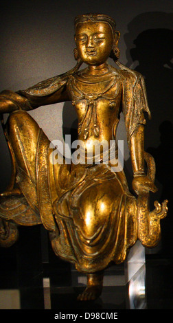 Seduto bodhisattva, bronzo dorato, Song Dynasty pari a 1150 - 1250. Foto Stock