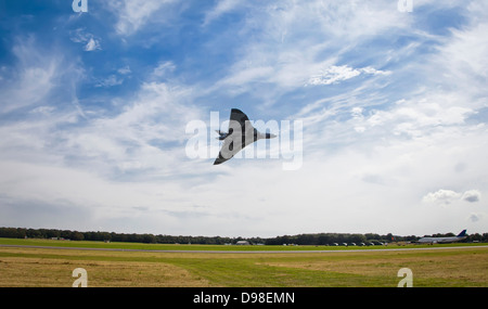 Bombardiere Vulcan Air Display 2012, Dunsfold Park Aerodrome, Cranleigh, Surrey, Regno Unito Foto Stock