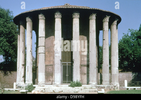 Tempio di Vesta, antica, romana del II secolo D.C. Vesta, vergine dea del focolare, Hestia nel pantheon greco. La religione della mitologia Foto Stock