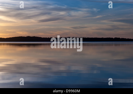 Sunrise per terra e per mare Foto Stock