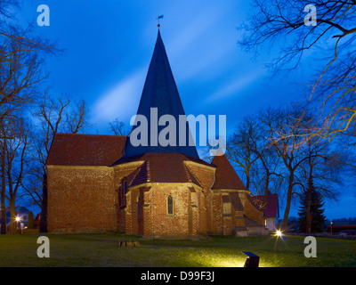 Chiesa a pianta ottagonale di Santa Maria e San Lorenzo di Ludorf / Müritz Meclemburgo Lake District Meclemburgo-pomerania Germania Foto Stock