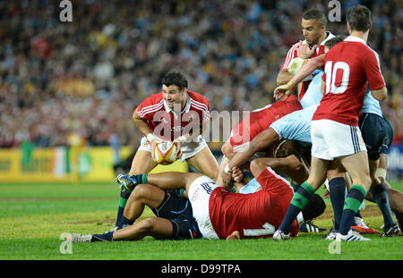 Sydney, Australia. Il 15 giugno 2013. I Lions Welsh scrum metà Mike Phillips in azione durante il Lions 2013 tour tra la British &AMP; Irish Lions e il NSW Waratahs all'Allianz Stadium di Sydney. I Lions hanno vinto 47-17. Credit: Azione Plus immagini di sport/Alamy Live News Foto Stock