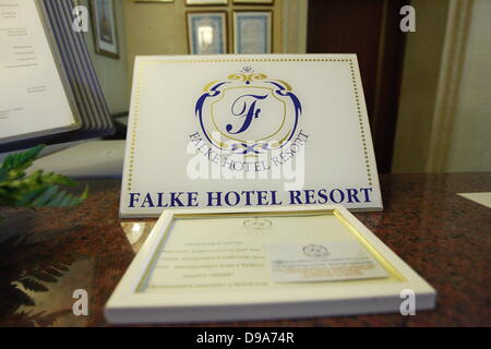 Svetlogorsk, Kaliningrad Oblast, Russia 15th, Giugno 2013 La Royal Falke Hotel si trova nel resort Svelogorsk a costa del Mar Baltico. L'Hotel è stato scelto per ufficiale di FIFA hotel , e ospiterà i calciatori e FIFA famiglia durante la FIFA Football Campionati del Mondo nel 2018 in Russia. Foto Stock