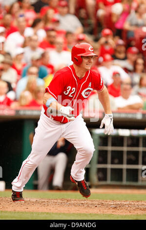 Cincinnati, OH, Stati Uniti d'America. 16 Giugno, 2013. Giugno 16, 2013 a Cincinnati, OH.Cincinnati Reds outfielder Jay Bruce in azione contro il Milwaukee Brewers durante i rossi 5-1 la vittoria a giugno 16, 2013 a Great American Ballpark a Cincinnati, OH.Daniel Gluskoter/CSM Credito: csm/Alamy Live News Foto Stock