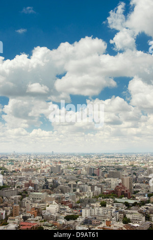 Lo skyline di Tokyo come si vede dalla camera di albergo di Odakyu secolo Southern Tower Hotel Foto Stock