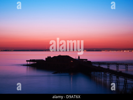 Birnbeck Pier al tramonto in Weston super Mare. Foto Stock