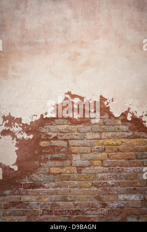 Il vecchio muro di mattoni, perfetto sfondo grunge Foto Stock