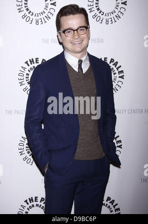 Dan Byrd Cougar Town la sua terza stagione di Premiere presso il Paley Centre for Media - Arrivi. La città di New York, Stati Uniti d'America - 11.02.12 Foto Stock