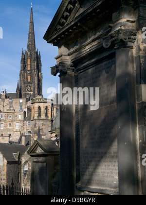 Highland casello, Chiesa di San Giovanni Evangelista da Greyfriars sagrato Foto Stock