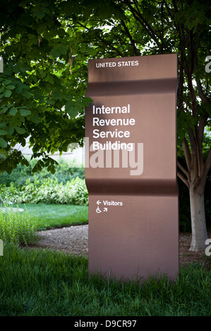 Il segno per l'Internal Revenue Service IRS "' edificio in Washington DC Foto Stock