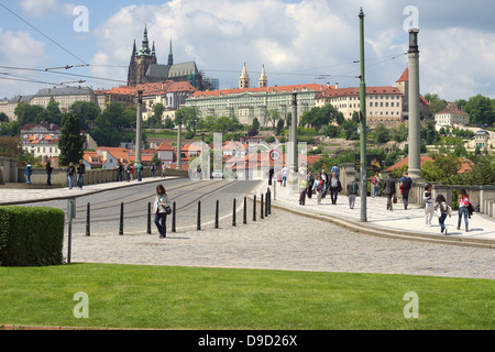 Vista di Praga in Hradcany dalla Città Vecchia Foto Stock