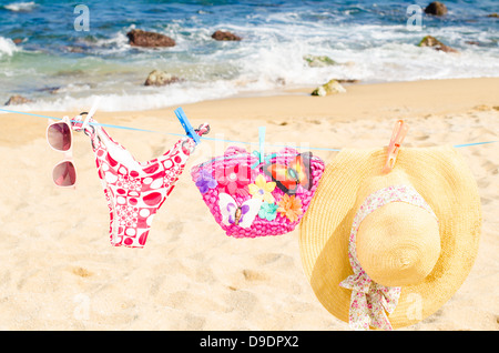 Panni per asciugare sulla spiaggia Foto Stock