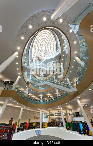 Regno Unito - Liverpool Central Library, Nuovo Atrium completato 2013 Foto Stock
