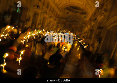 Celebrazioni pasquali, inclusi real crocifissioni in San Fernando, Filippine Foto Stock