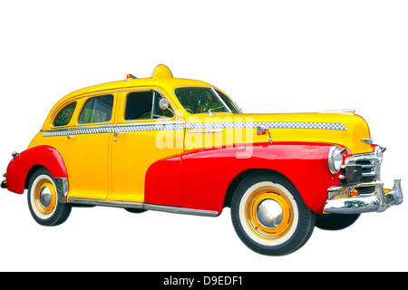 Rosso e giallo 1942 Taxi isolato su bianco. Foto Stock