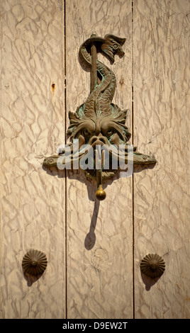 Close-up di vecchie porte Cartagena, Colombia Foto Stock