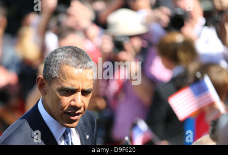 Berlino, Germania. 19 giugno 2013. Il Presidente Usa Barack Obama gesti durante il ricevimento dal Presidente tedesco Gauck presso il Palazzo Bellevue a Berlino, Germania, 19 giugno 2013. Foto: Annibale/dpa/Alamy Live News Foto Stock