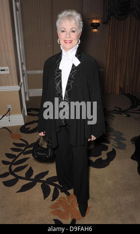 Shirley Jones Il Norby Walters xxi notte di 100 stelle Awards Gala tenutosi presso il Beverly Hills Hotel Beverly Hills, in California, Stati Uniti d'America - 27.02.11 Foto Stock