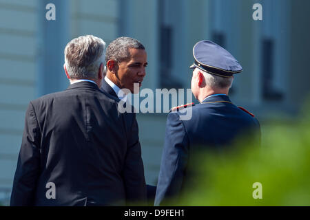 Berlino, Germania. Il 19 giugno 2013. Il Presidente Usa Barack Obama è stato ricevuto dal Presidente tedesco Joaquim Gauck con gli onori militari. Con la presenza di Daniela Schadt e Michelle Obama. Credito: Credito: Gonçalo Silva/Alamy Live News. Foto Stock