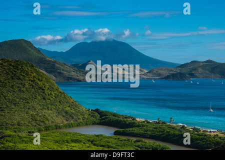 Vista sulla penisola a sud su Saint Kitts, Saint Kitts e Nevis, Isole Sottovento, West Indies, dei Caraibi Foto Stock