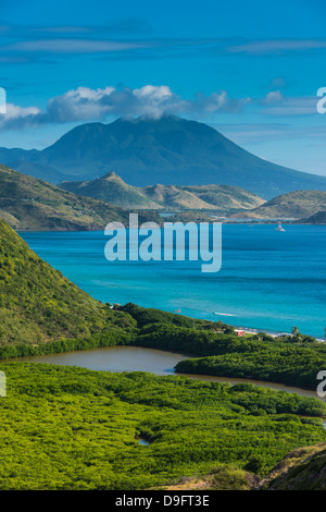 Vista sulla penisola a sud di Saint Kitts, Saint Kitts e Nevis, Isole Sottovento, West Indies, dei Caraibi Foto Stock