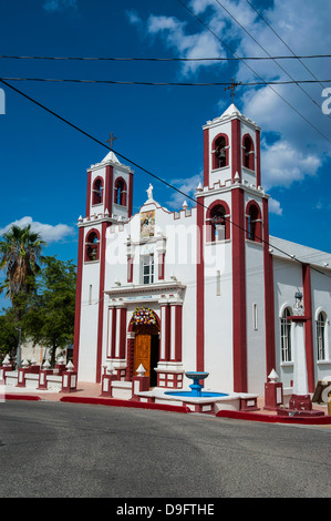 Chiesa messicana a Santiago, Baja California, Messico Foto Stock