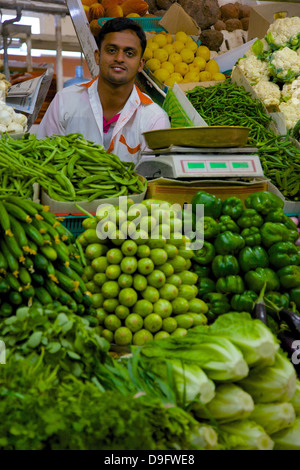 Vegetali e mercato di carne, Al Ain, Abu Dhabi, Emirati Arabi Uniti, Medio Oriente Foto Stock