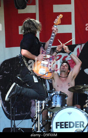 Karl Brasile e concedere Nicholas di Alimentatore il 2011 Soundwave Festival in Bonython Park Adelaide, Australia - 06.03.11 Foto Stock