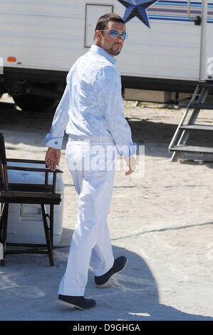 Ramon Rodriguez sul set della nuova serie TV "Charlies Angels' di South Beach Miami Beach, Florida - 16.03.11 Foto Stock