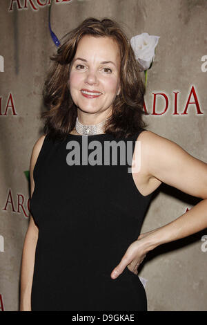 Margaret Colin apertura notturna dopo parte per la produzione di Broadway di 'Tom Stoppard si è Arcadia" tenutasi presso Gotham City Hall. La città di New York, Stati Uniti d'America - 17.03.11 Foto Stock