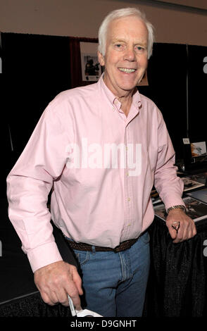 Jeremy Bulloch mondo guidata Toronto Comic Con tenutasi presso la Direct Energy Centre Toronto, Canada - 18.03.11 Foto Stock