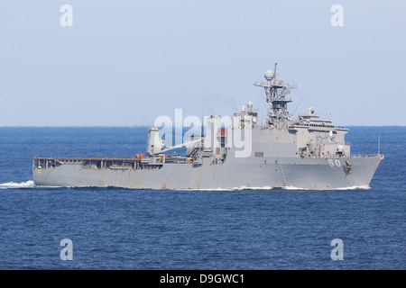 Il dock di anfibio sbarco nave USS Carter Hall. Foto Stock
